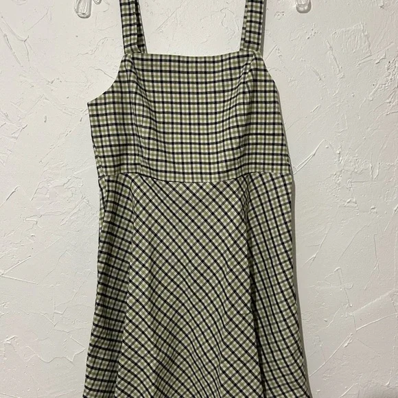 ModCloth Princess Highway Plaid Sleeveless Green Black Skater Dress Sz 8 Medium ModCloth Princess Highway Plaid Sleeveless Green Black Skater Dress Sz 8 Medium